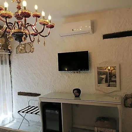 Kaktueshan Otel